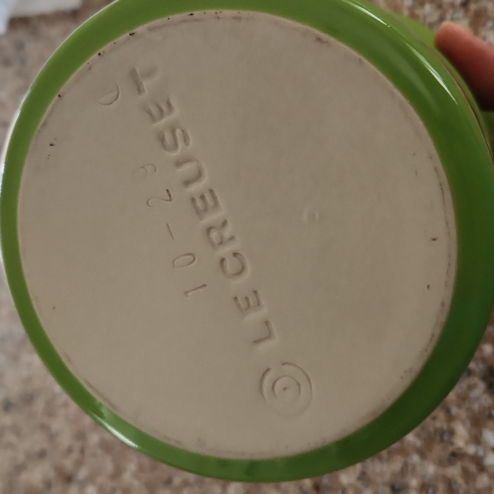 Le Creuset Utensil Crock - Picture 4 of 8